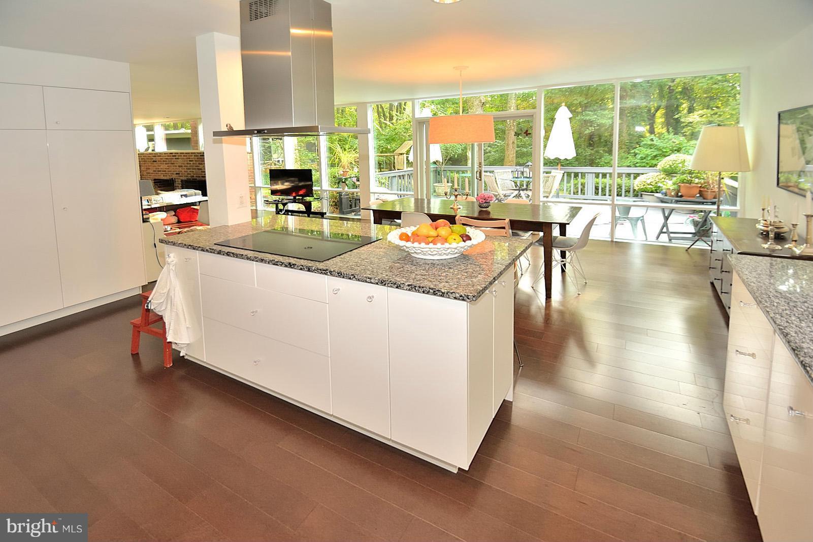7506 Range Road Alexandria, VA 22306 - Photo 12 of 26 Kitchen