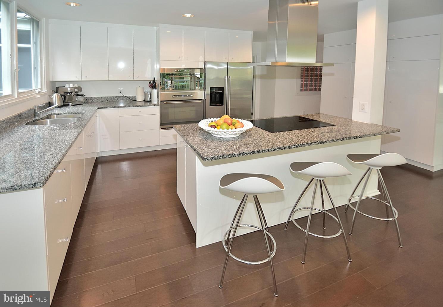7506 Range Road Alexandria, VA 22306 - Photo 14 of 26 Kitchen