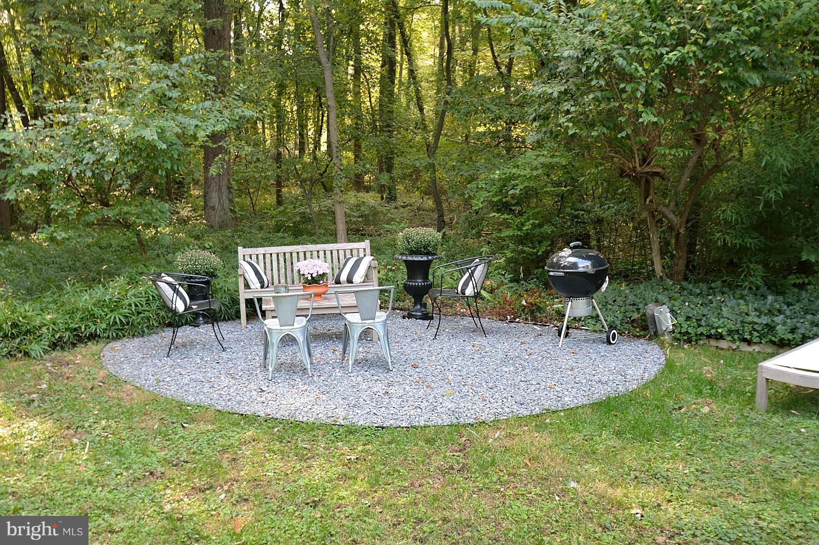 7506 Range Road Alexandria, VA 22306 - Photo 7 of 26 Patio