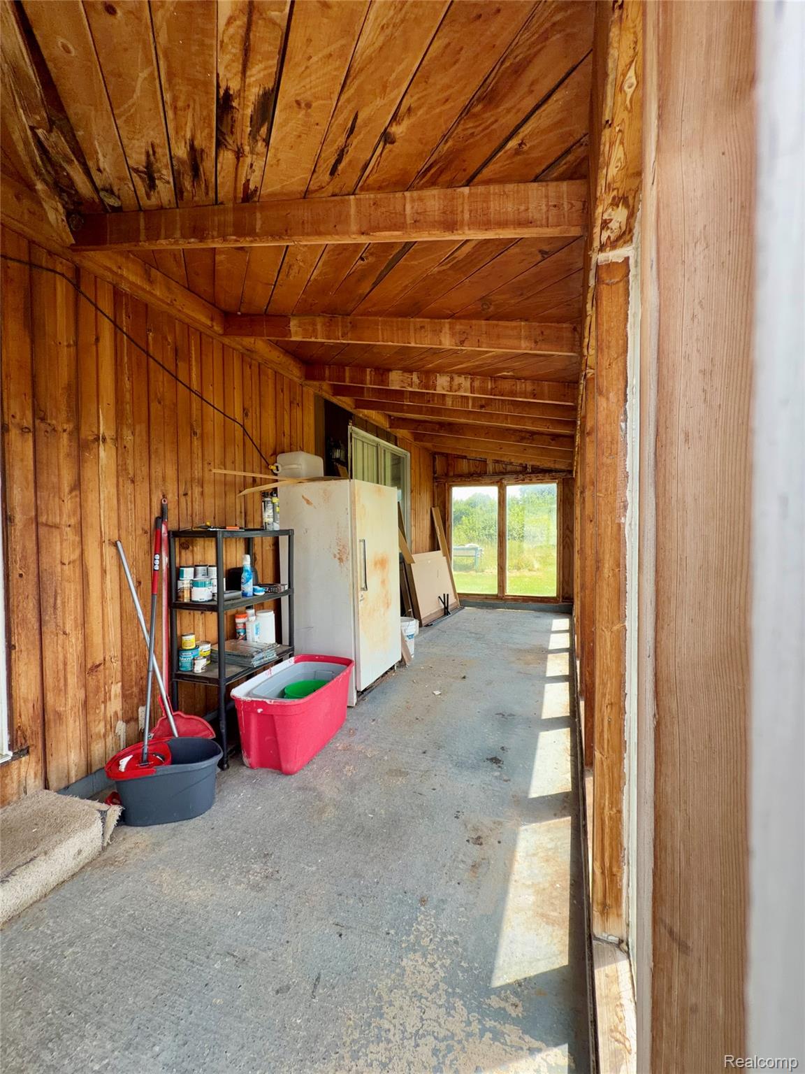 10865 Norman Road Yale, MI 48097 - Photo 19 of 23 IMG_0744.jpg