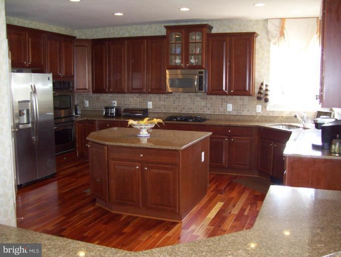 7253 Harrow Road Warrenton, VA 20187 - Photo 14 of 30 Kitchen
