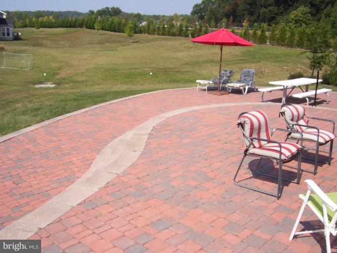 7253 Harrow Road Warrenton, VA 20187 - Photo 5 of 30 Patio