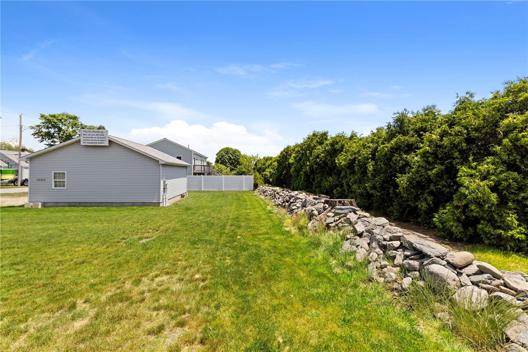 3055 East Main Road Portsmouth, RI 02871 - Photo 11 of 14