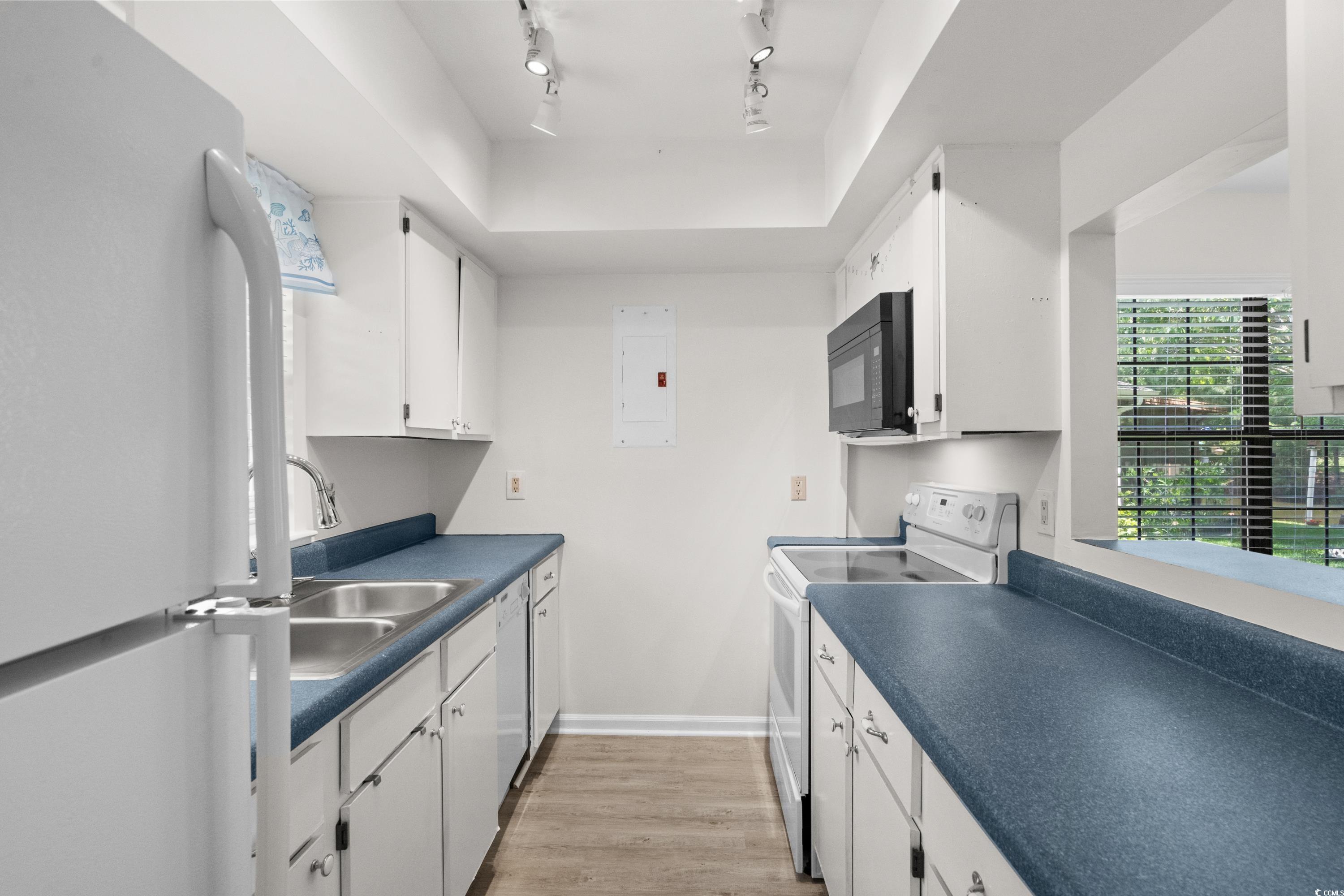 6576 Pebble Beach Crescent Myrtle Beach, SC 29588 - Photo 5 of 40