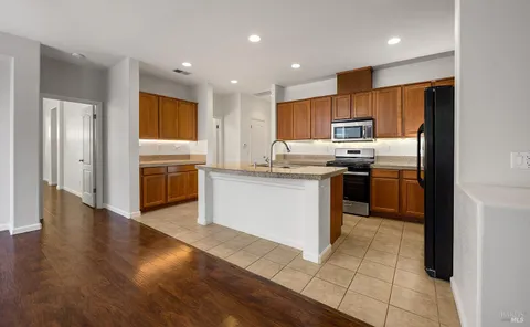 $708,000 | 1707 St Anthony Way, Santa Rosa, CA 95404