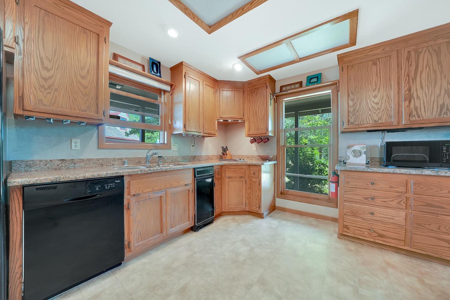 16915 Red Mule Road Fiddletown, CA 95629 - Photo 8 of 66