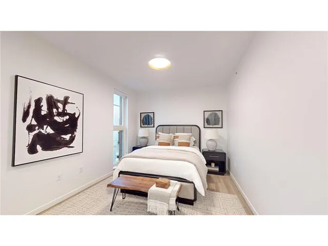 $8,950 | 2 West Drive, Excelsior, MN 55331