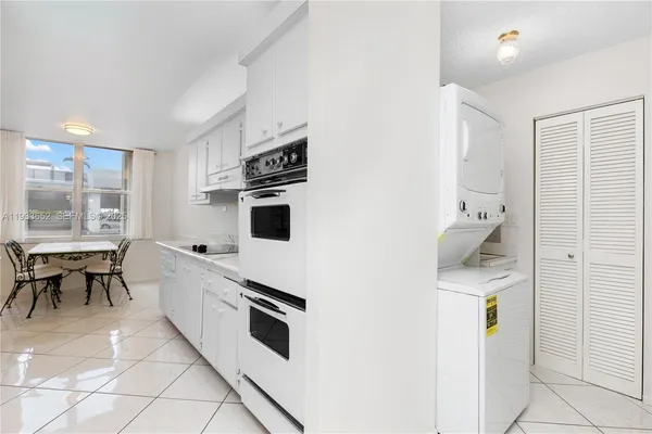 $3,100 | 2751 South Ocean Drive, Unit 208S, Hollywood, FL 33019