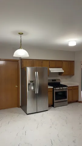 $275,000 | 5120 Deblin Lane, Oak Lawn, IL 60453