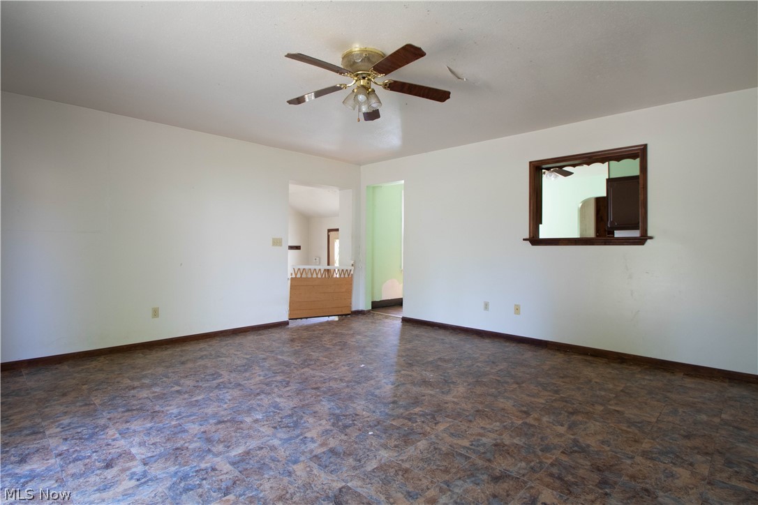 2583 North River Road Northeast Warren, OH 44483 - Photo 5 of 23 Gallery Image 5