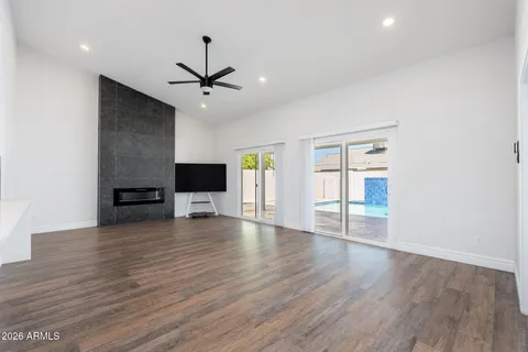 $695,000 | 1411 East Dava Drive, Tempe, AZ 85283
