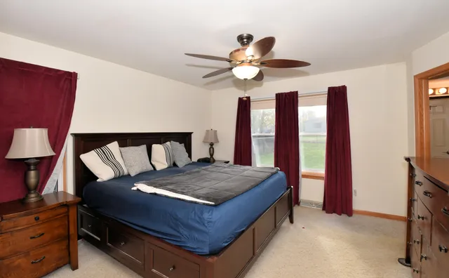 $449,900 | 351 East Quail Run, Oak Creek, WI 53154