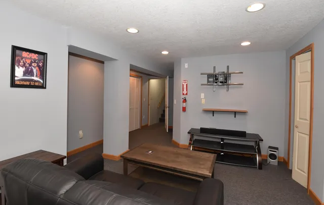 $449,900 | 351 East Quail Run, Oak Creek, WI 53154