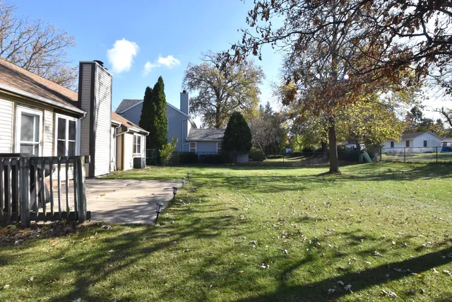 $449,900 | 351 East Quail Run, Oak Creek, WI 53154