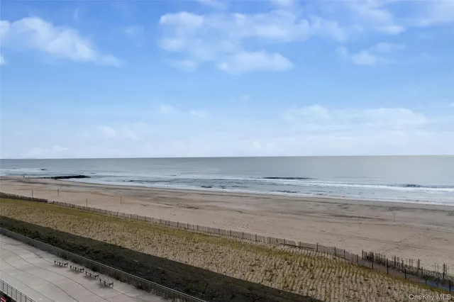 $385,000 | 125 Beach 124th Street, Unit 6F | Rockaway Park