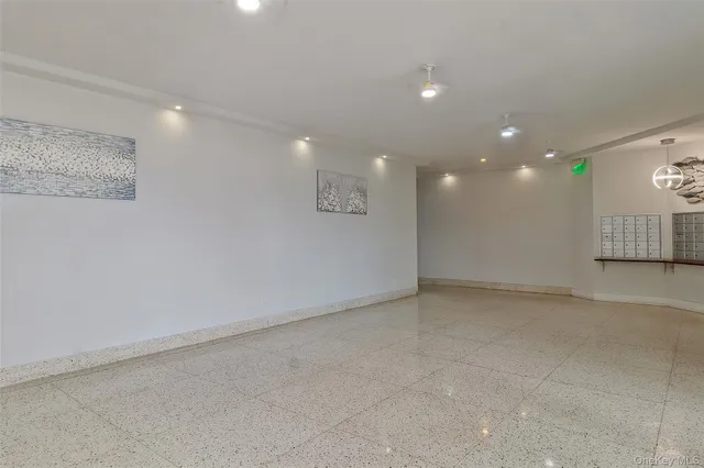 $385,000 | 125 Beach 124th Street, Unit 6F | Rockaway Park