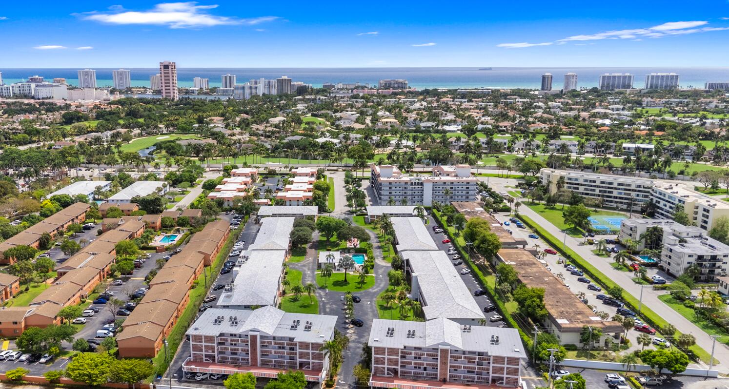 25 Southeast 13th Street, Unit B3 Boca Raton, FL 33432 - Photo 25 of 26 an aerial view of residential houses with city view