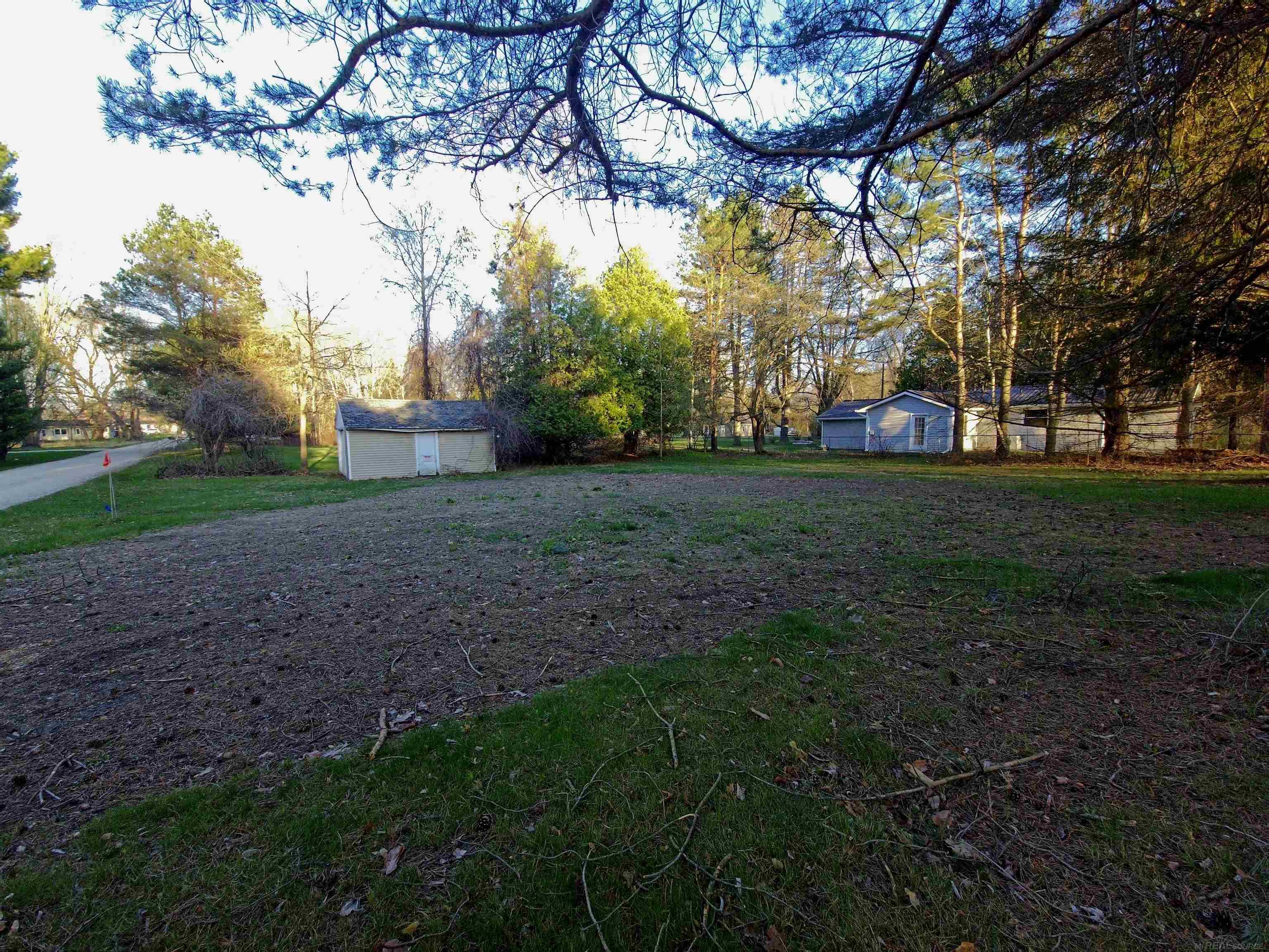 7333 Hawthorne Road Lexington, MI 48450 - Photo 13 of 24
