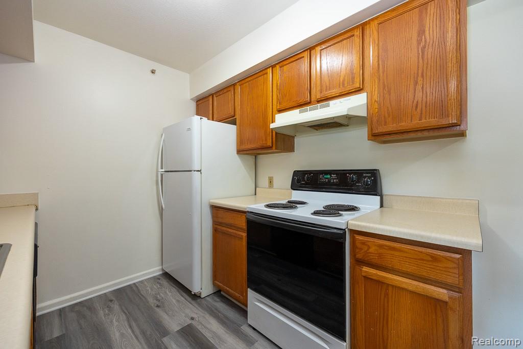 35330 Van Born Road, Unit 101 Wayne, MI 48184 - Photo 11 of 20