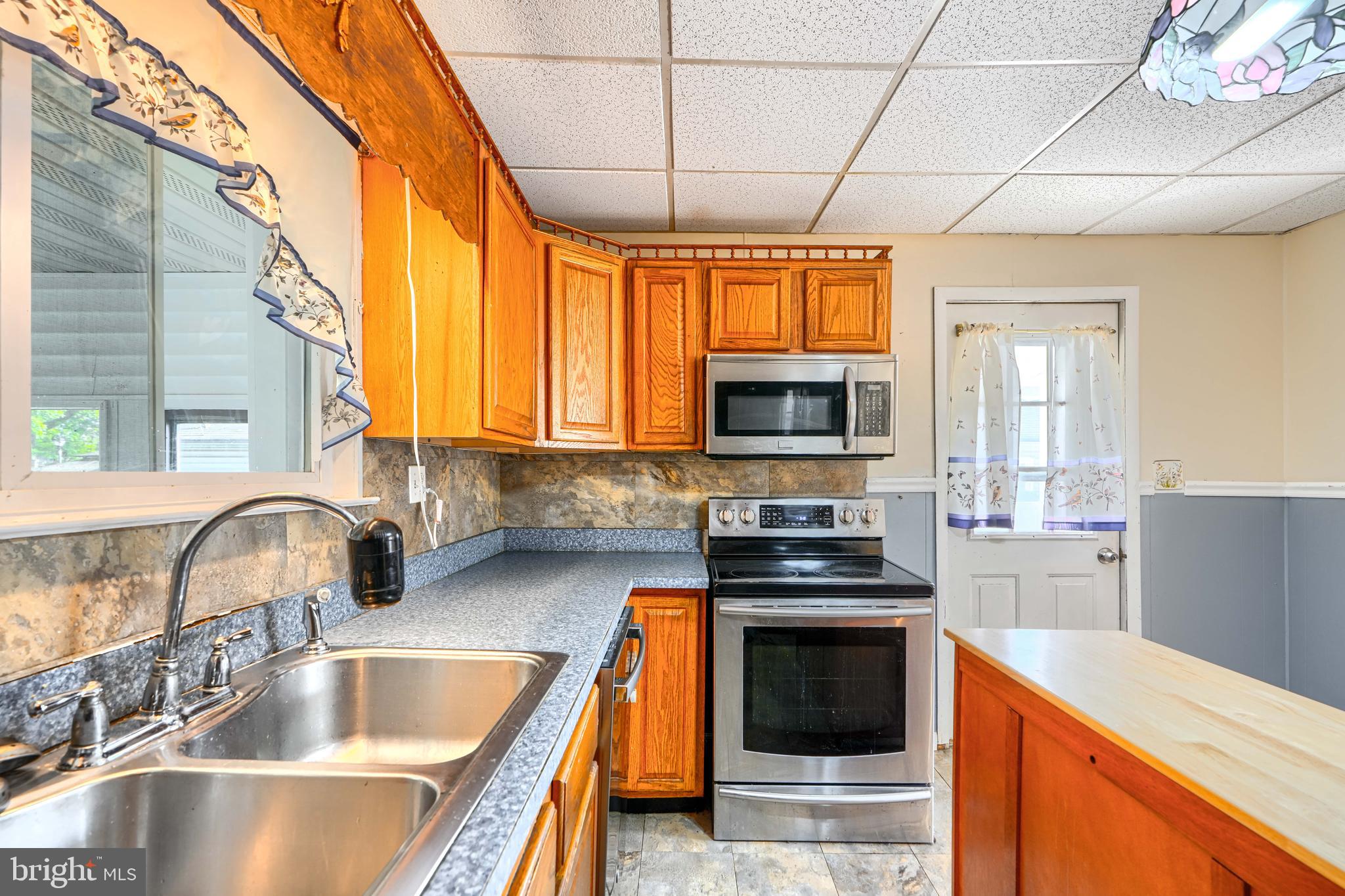 2215 Lodge Farm Road Baltimore, MD 21219 - Photo 10 of 38
