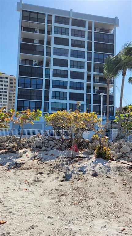 11 Sunset Drive, Unit 704 Sarasota, FL 34236 - Photo 28 of 34 a view of front door with outdoor seating