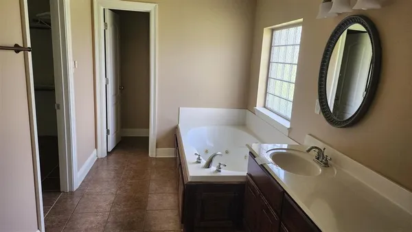 $266,000 | 117 West Tyler Lane, Leesville, LA 71446