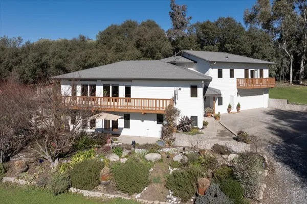 $1,268,000 | 7162 Amoloc Lane, Lotus, CA 95651