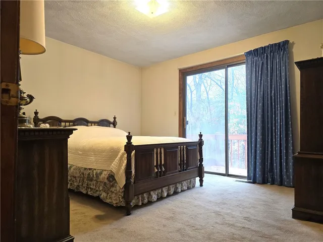 $450,000 | 10 Butternut Drive, Coventry, RI 02816