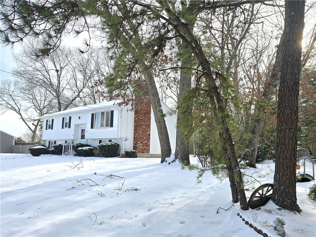 10 Butternut Drive Coventry, RI 02816 - Photo 2 of 23