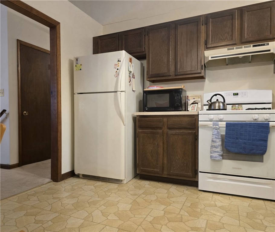 10 Butternut Drive Coventry, RI 02816 - Photo 7 of 23