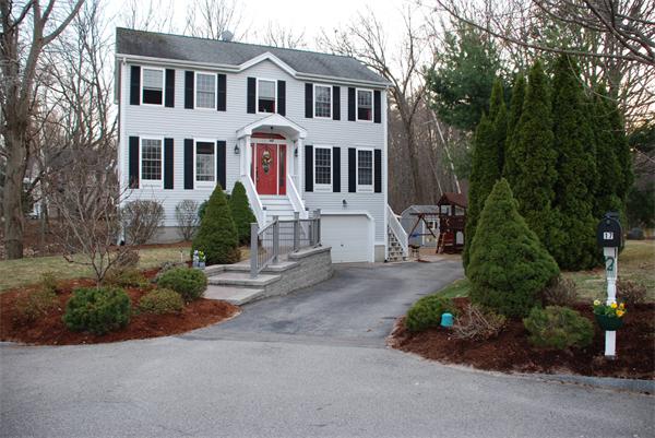 17 West Parish Ridge Road Haverhill, MA 01832 - Photo 1 of 22 Gallery Image 1