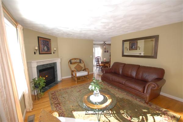 17 West Parish Ridge Road Haverhill, MA 01832 - Photo 8 of 22 Gallery Image 8