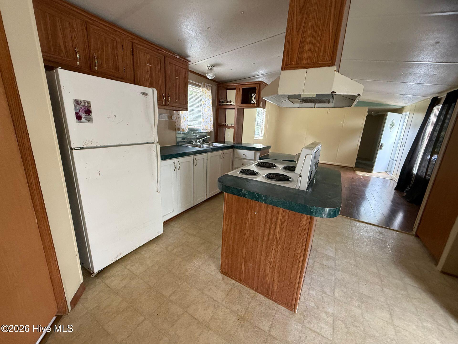 330 Fire Tower Road, Unit 9 Richlands, NC 28574 - Photo 4 of 11