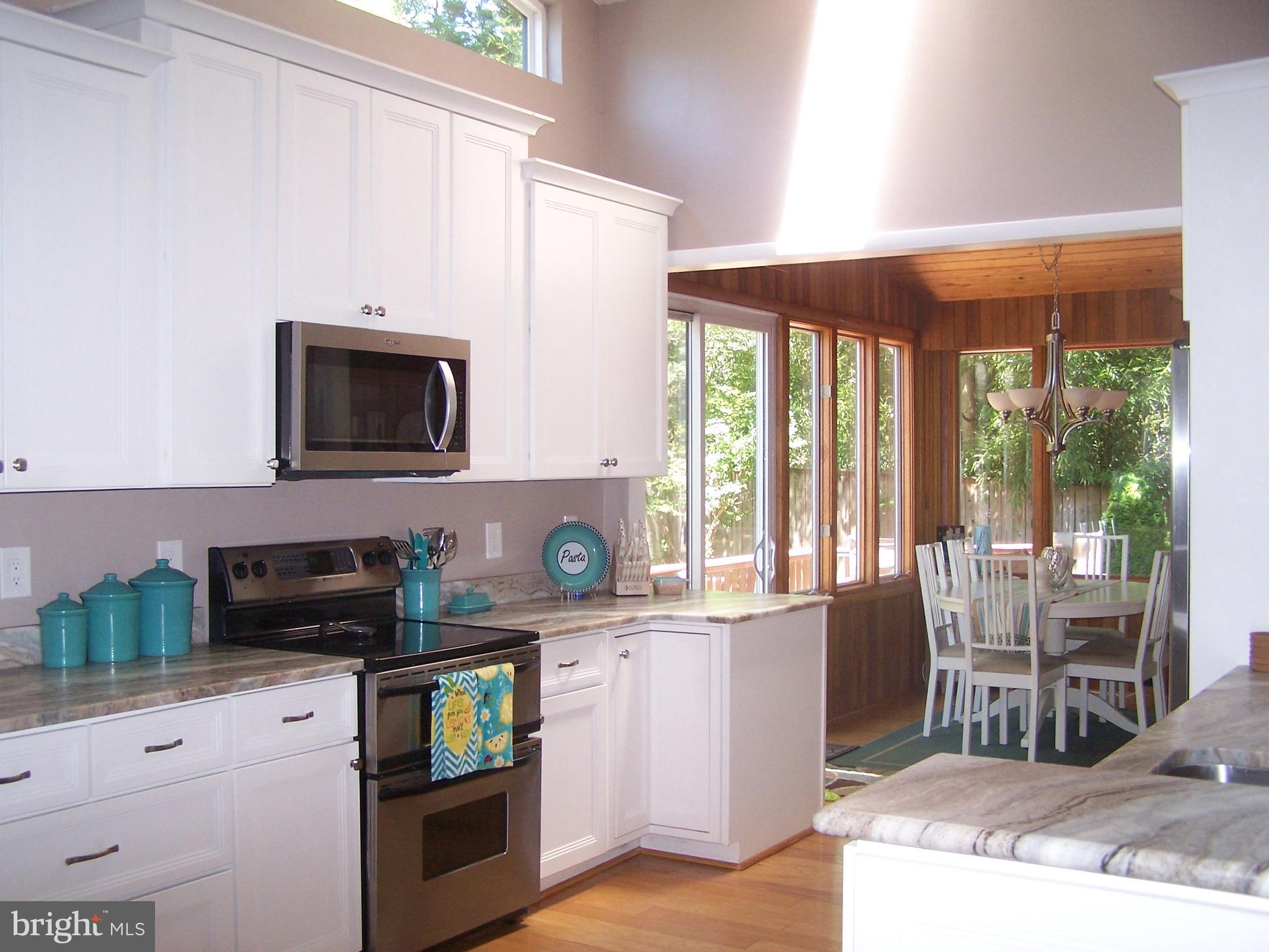 5409 Aylor Road Fairfax, VA 22032 - Photo 13 of 23 Kitchen
