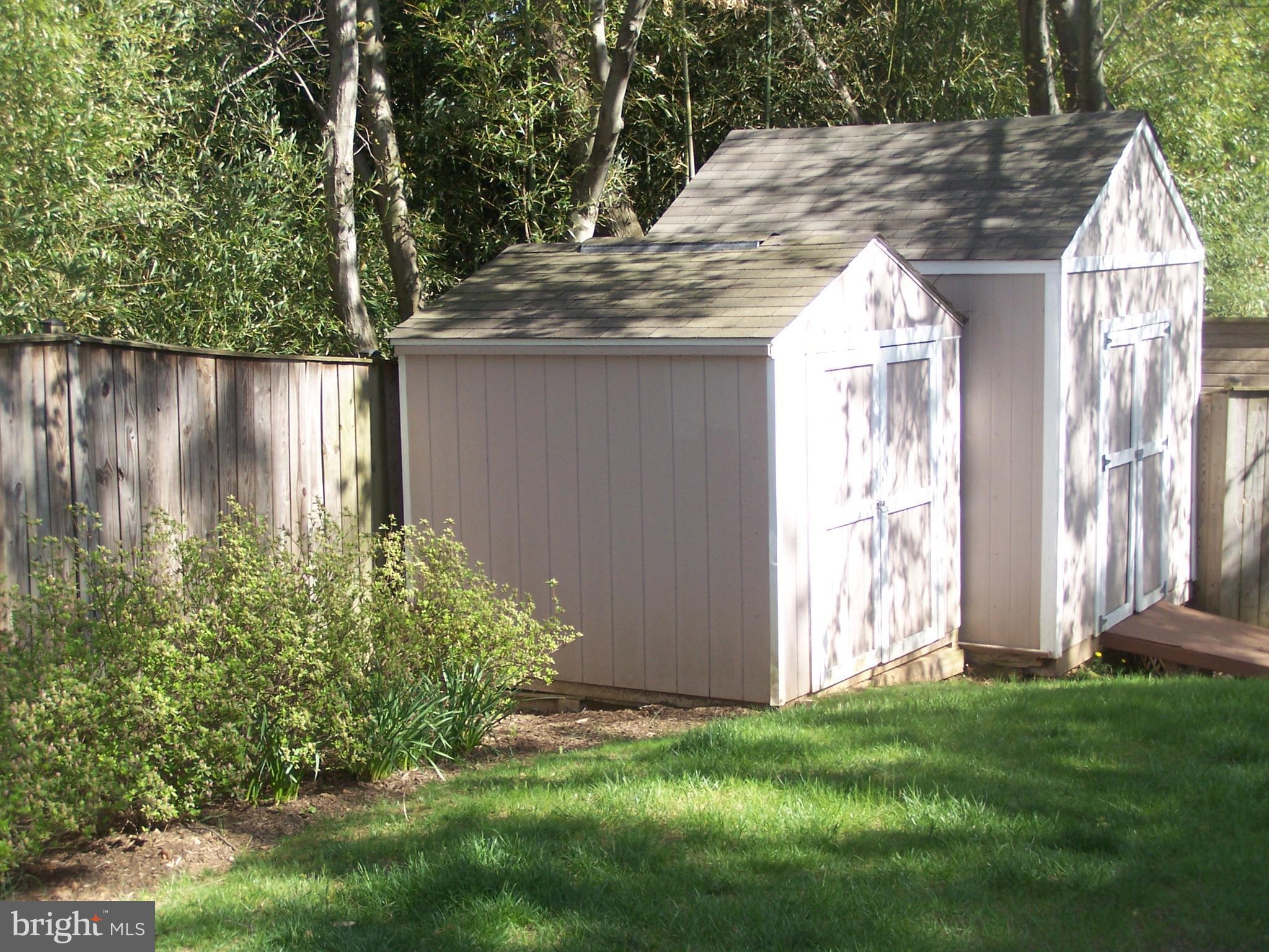 5409 Aylor Road Fairfax, VA 22032 - Photo 23 of 23 Exterior (Rear)