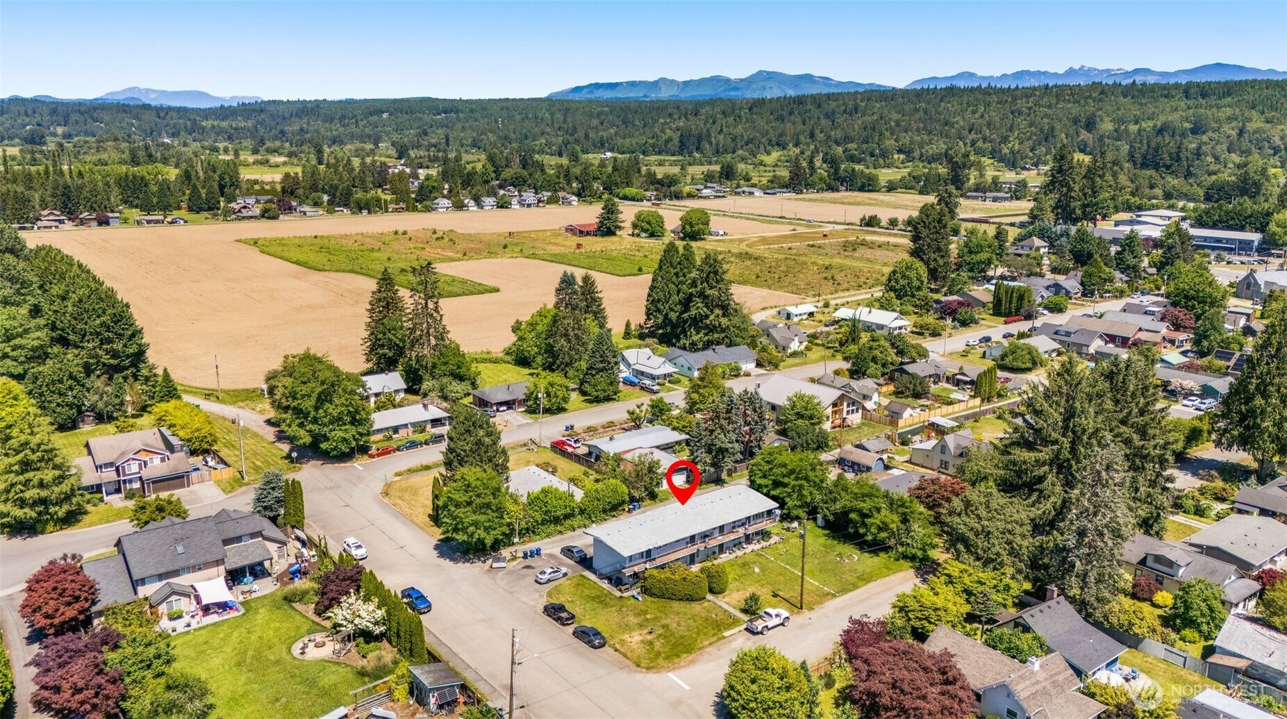 31624 West Rutherford Street Carnation, WA 98014 - Photo 4 of 20