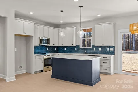 $524,900 | 2295 Lee Lawing Road, Lincolnton, NC 28092