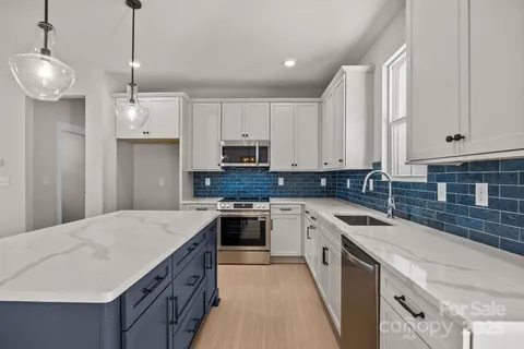 $524,900 | 2295 Lee Lawing Road, Lincolnton, NC 28092