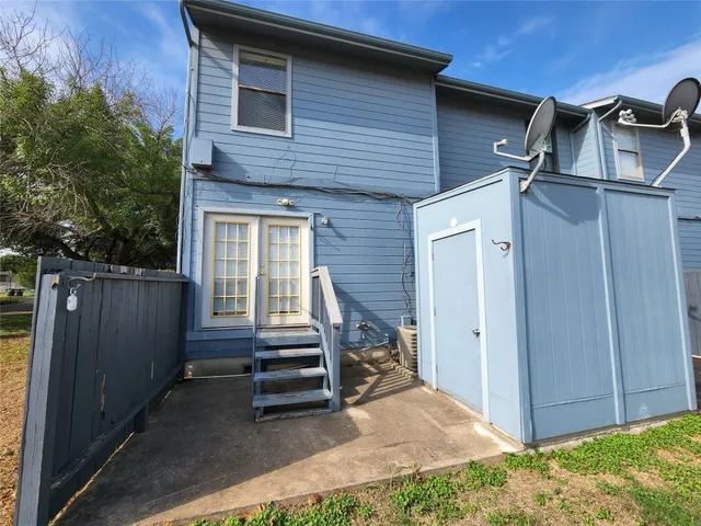 $1,350 | 3005D Whisper Oaks Lane, Unit A, Georgetown, TX 78628