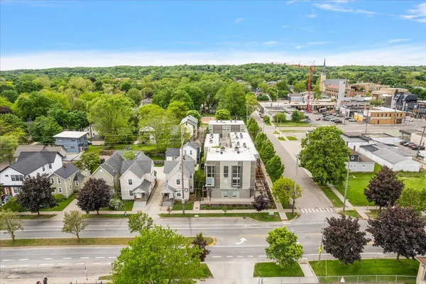 $199,900 | 600 Douglas Street Northwest, Unit 620C, Grand Rapids, MI 49504