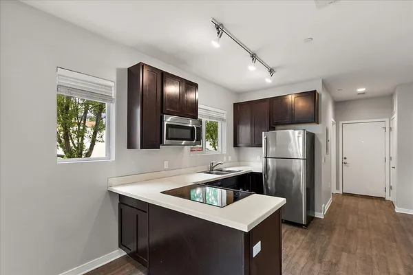 $199,900 | 600 Douglas Street Northwest, Unit 620C, Grand Rapids, MI 49504