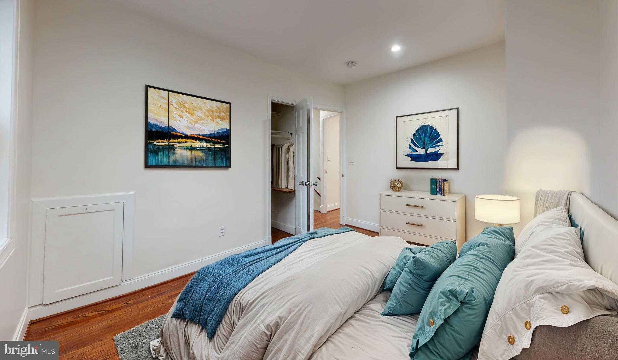 1622 Ridge Place Southeast Washington, DC 20020 - Photo 4 of 27 a bedroom with a bed and furniture