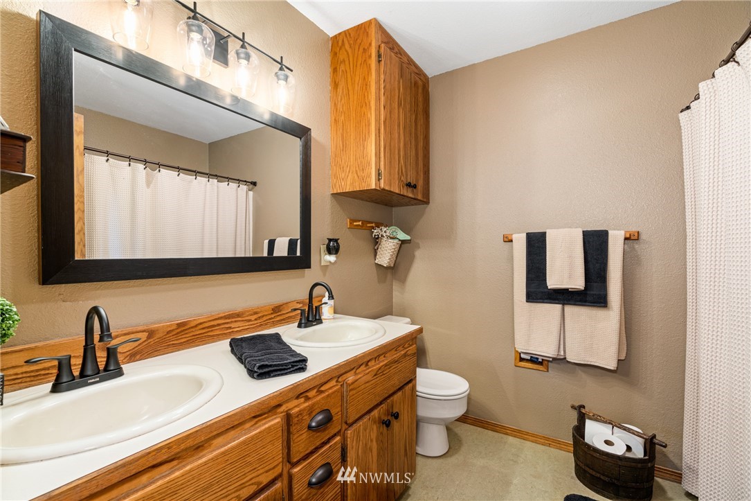 210-15 Devereese Road Chehalis, WA 98532 - Photo 14 of 31 Gallery Image 14