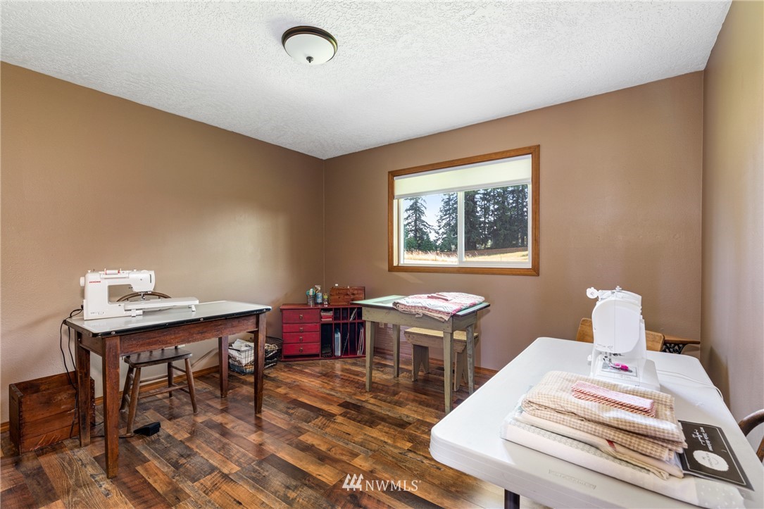 210-15 Devereese Road Chehalis, WA 98532 - Photo 15 of 31 Gallery Image 15