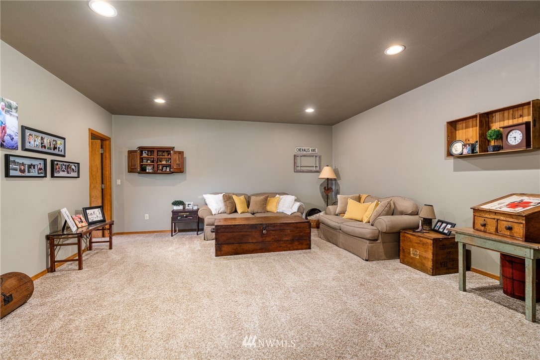 210-15 Devereese Road Chehalis, WA 98532 - Photo 23 of 31 Gallery Image 23