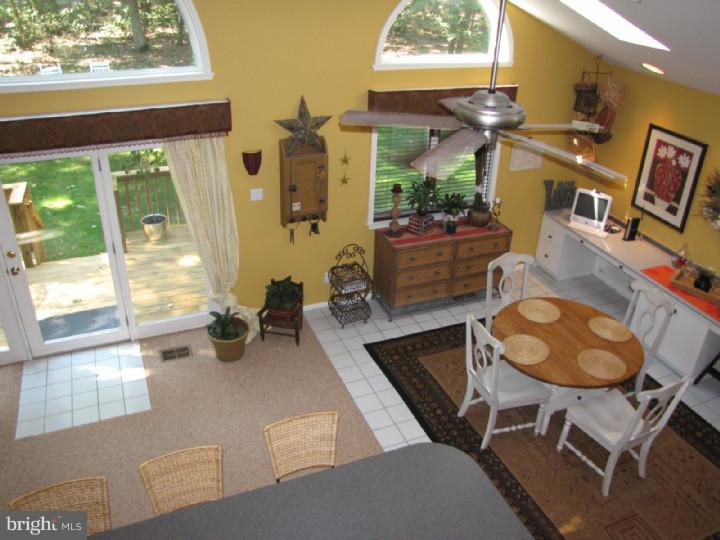 9 Strafford Circle Road Medford, NJ 08055 - Photo 13 of 25 Great Room