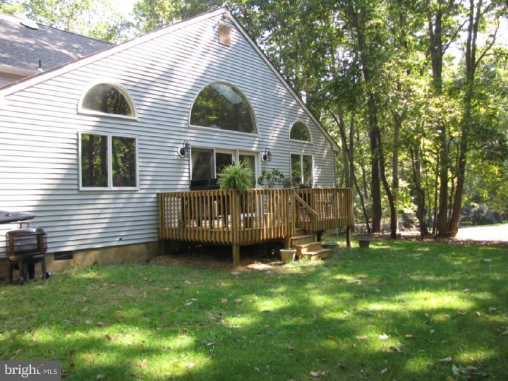 9 Strafford Circle Road Medford, NJ 08055 - Photo 23 of 25 Deck