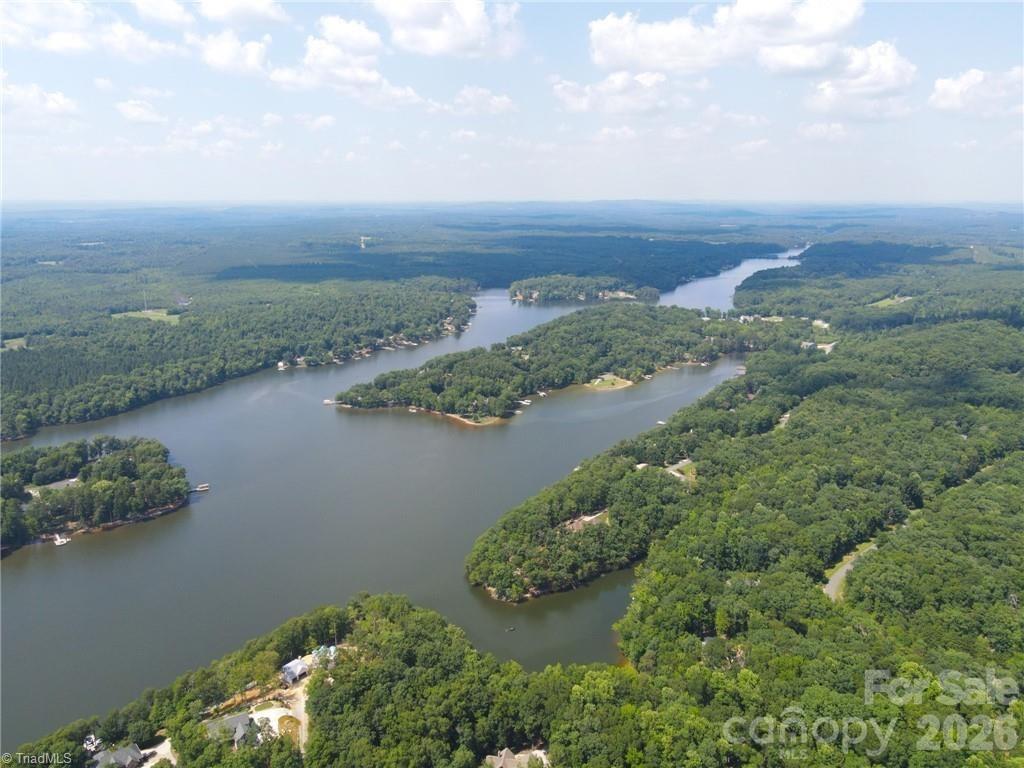 135 Boulder Ridge Drive Denton, NC 27239 - Photo 5 of 48