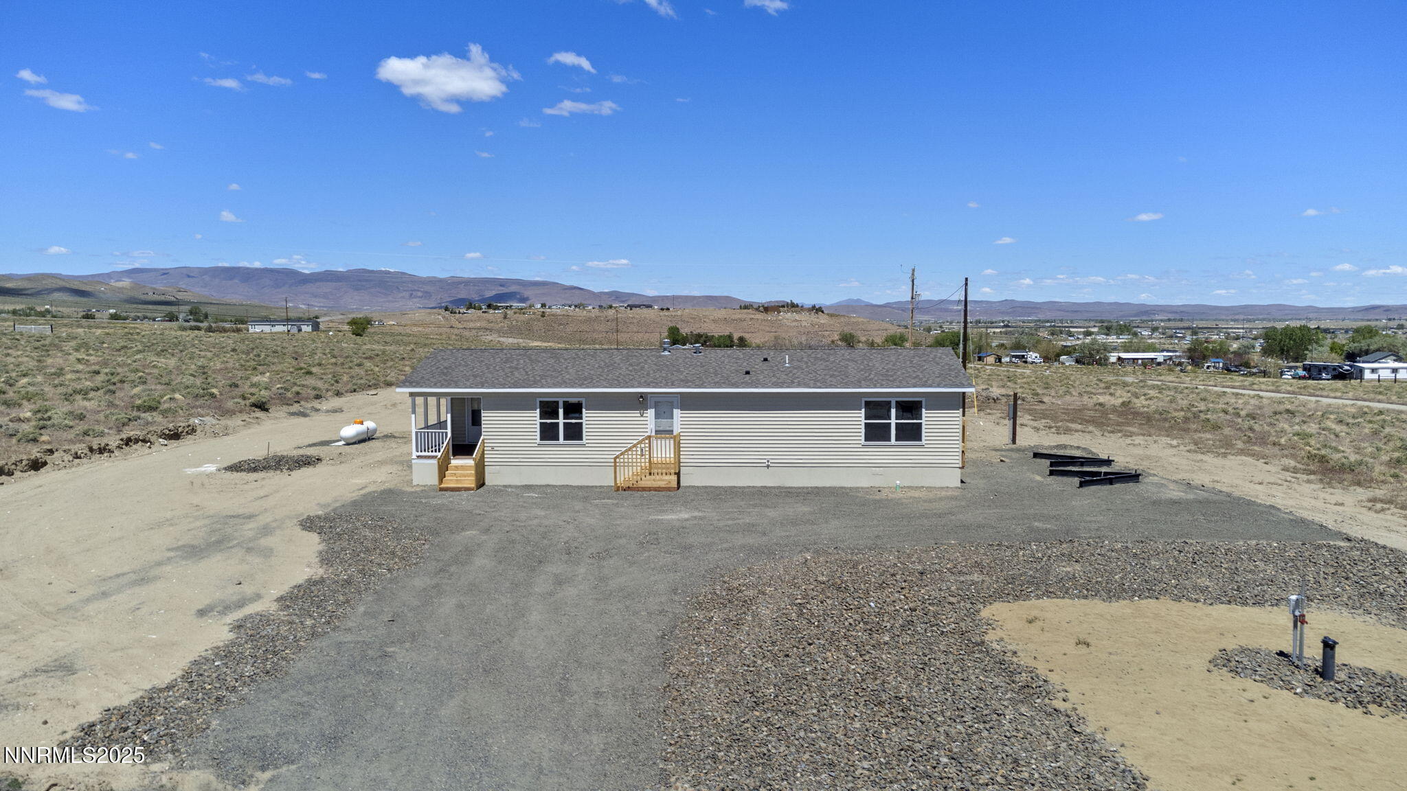 8260 Sycamore Street Silver Springs, NV 89429 - Photo 12 of 47 4-web-or-mls-DJI_0027