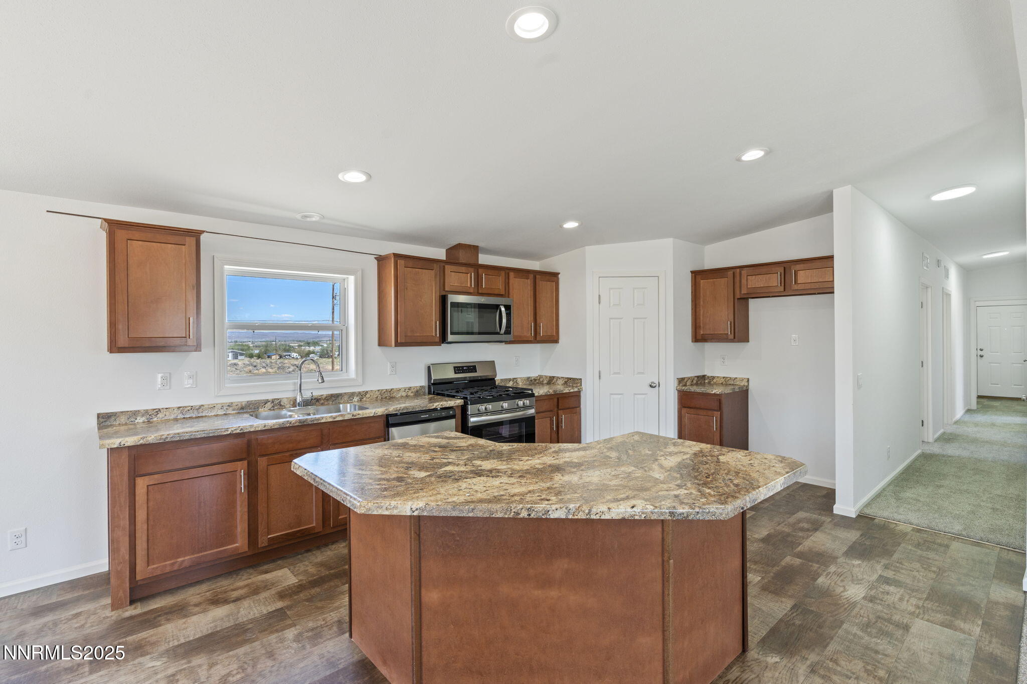 8260 Sycamore Street Silver Springs, NV 89429 - Photo 25 of 47 21-web-or-mls-DSC03485